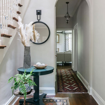 Colorful Entry in Historic Family Home in Kenilworth