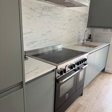 Handleless Kitchen Worcestershire