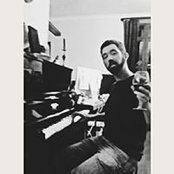 Lo IKe's photo
