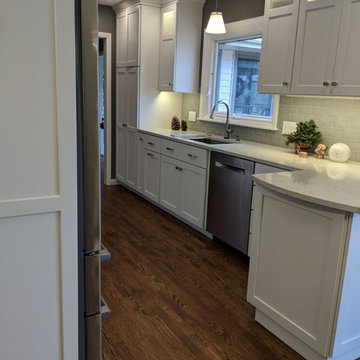 Shaker Full Overlay White & Gray