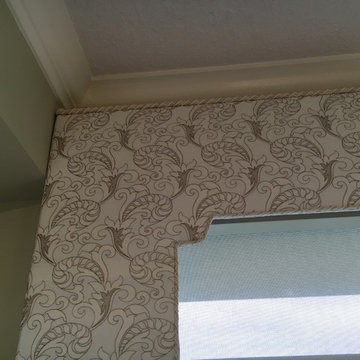 Cornices for the Condo, wallpaper, and other decorative touches