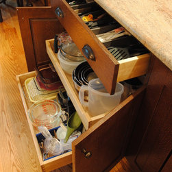 Quartersawn Oak Kitchen - Kitchen Cabinetry