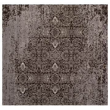 Safavieh Classic Vintage Collection CLV224 Rug, Silver/Brown, 6' Square