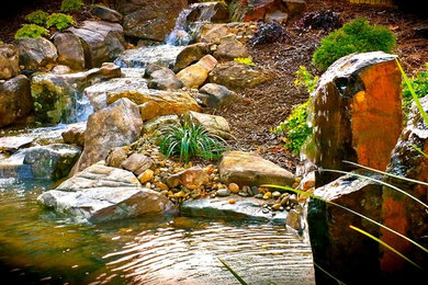 Photo of a traditional landscaping in Atlanta.