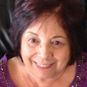Carol Csapo's photo