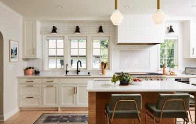 Kitchen of the Week: Creamy White and Wood in a Sunny Addition