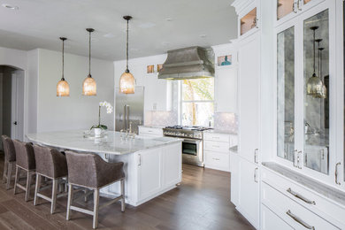 Trendy kitchen photo in Austin