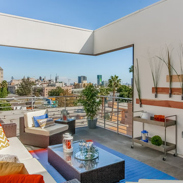 Penthouse with a view, Hollywood Hills