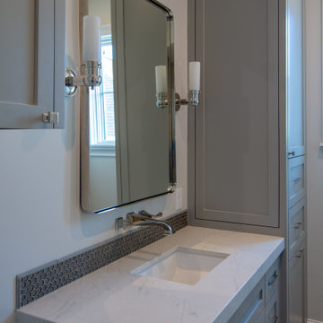 Modern Traditional-inspired Minimalist Classic
