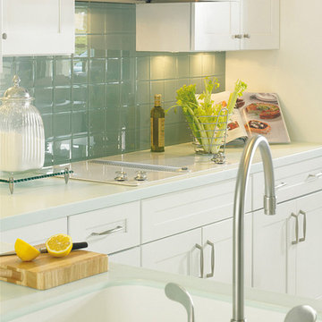 Eden Maple White Kitchen