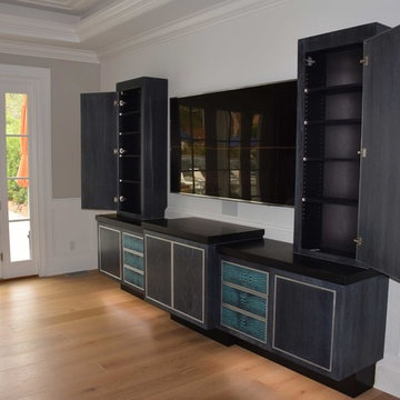 Crocodile Entertainment Center