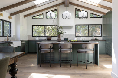 Kitchen photo in San Francisco