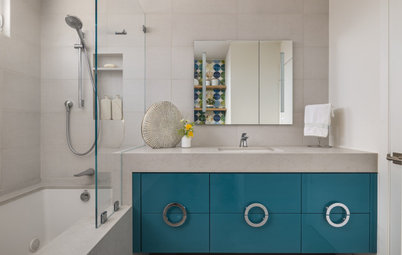 Bathroom of the Week: Fresh Style and Color in 70 Square Feet