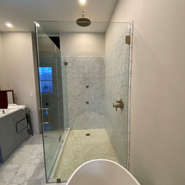 1/2'' thickness clear tempered glass corner 90 degrees swing shower door