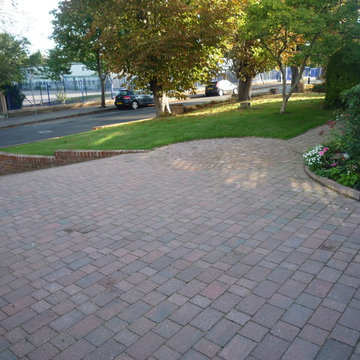 Front garden driveway