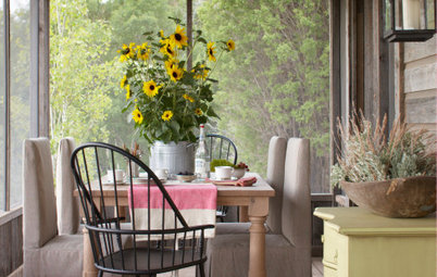 10 Great Ideas for Your Screened-In Porch