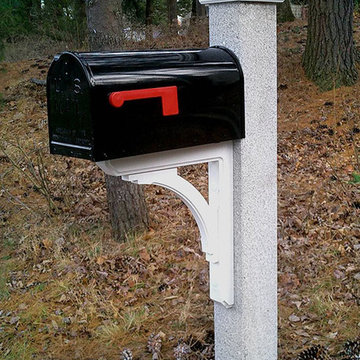 Granite Mailbox Post with Wood Bracket