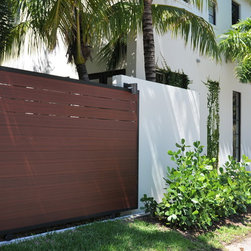 Palm Island Residence - Home Fencing And Gates