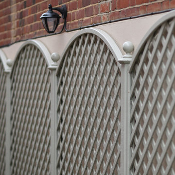Diagonal Trellis - Making Boring Walls Blossom