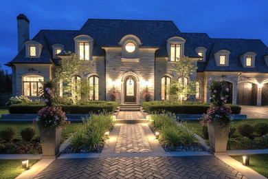 Inspiration for a timeless exterior home remodel in Toronto