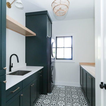 Modern Farmhouse Modified Hampton | Oak Bluff Estates Lemont, IL