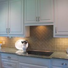 Simple backsplash