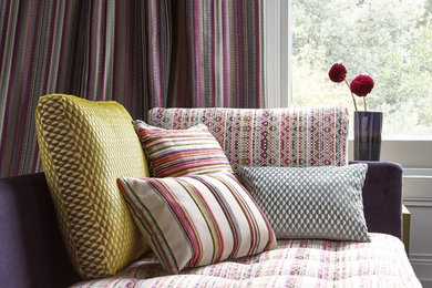 CUSTOM DECORATIVE PILLOWS