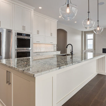 5 Bedroom Featuring Formal Dining and Open to Below