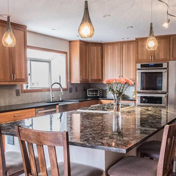 Warm Traditional Kitchen
