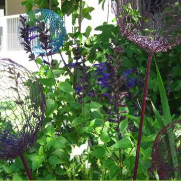 Eclectic, fun Gardening with recycled materials