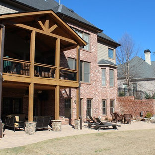 アトランタのサンタフェスタイルのおしゃれなデッキの写真