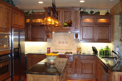 Design ideas for a traditional kitchen in Other.