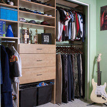 Reach in closet