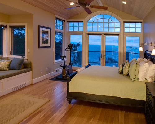 Best Beach Style Bedroom Design Ideas & Remodel Pictures | Houzz
