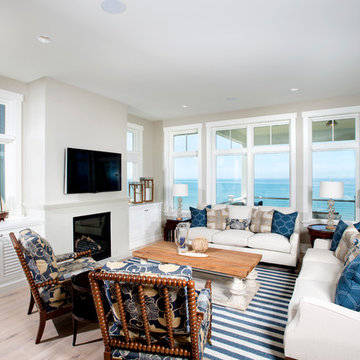 Lakefront Living IV