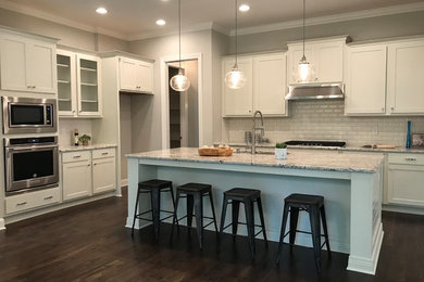 Trendy kitchen photo in Raleigh