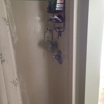 masterbath renovation before