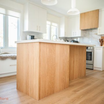 Organic Texture, Sophisticated Form: Story of a Transitional Kitchen