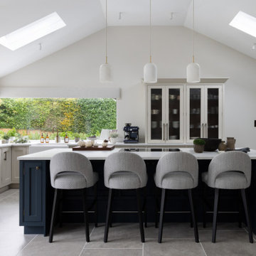 Classic Bespoke Shaker Kitchen Surrey