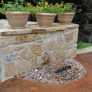Water Features Pools & Spas