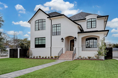 Transitional exterior home idea in Houston