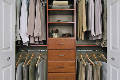 Inspiration for a contemporary closet remodel in New York