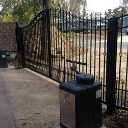 Driveway Gate Installation - Home Fencing And Gates