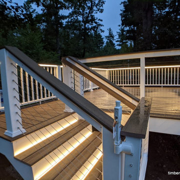 Spectacular Lighting for the Pool Deck