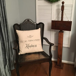 Wreath holders and pillows - Products
