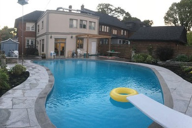 Minimalist pool photo in Toronto