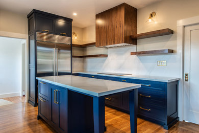 Inspiration for a contemporary kitchen remodel in San Francisco