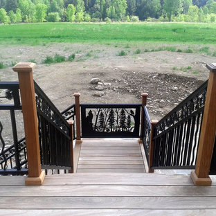 Diseño de escalera recta, actual, con escalones de madera