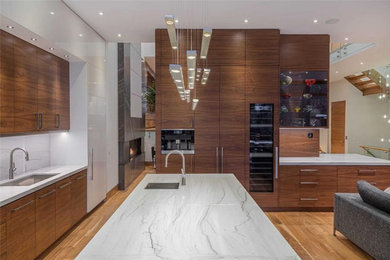 Kitchen - kitchen idea in Toronto