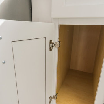 White Shaker Kitchen Cabinets